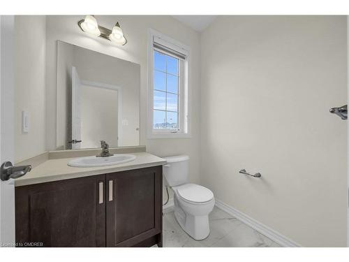 87 Hitchman Street, Paris, ON - Indoor Photo Showing Bathroom