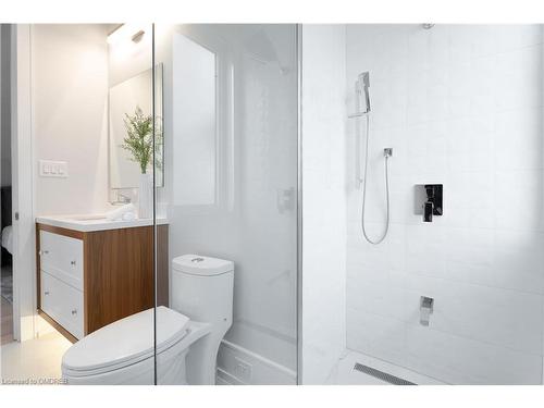 168 Nelson Street, Oakville, ON - Indoor Photo Showing Bathroom