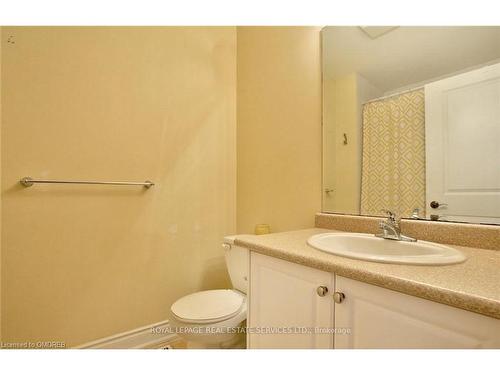 13-120 Bronte Road, Oakville, ON - Indoor Photo Showing Bathroom