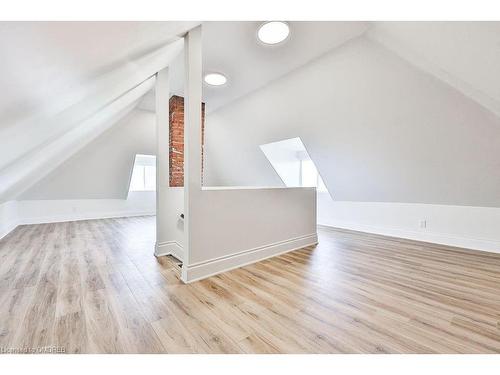 526 Fifty Road, Stoney Creek, ON - Indoor Photo Showing Other Room