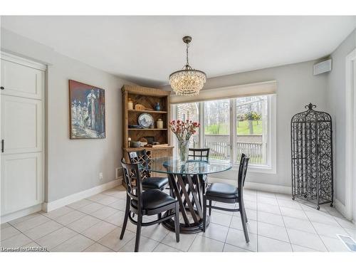 53 Woodend Drive, Carlisle, ON - Indoor Photo Showing Dining Room