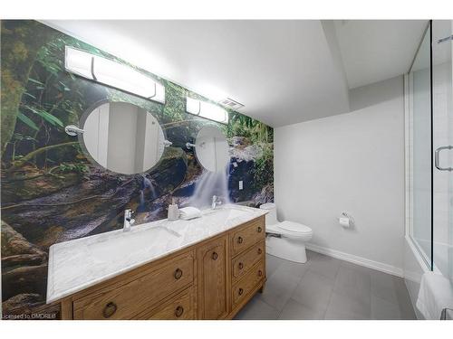 868 Danforth Place, Burlington, ON - Indoor Photo Showing Bathroom
