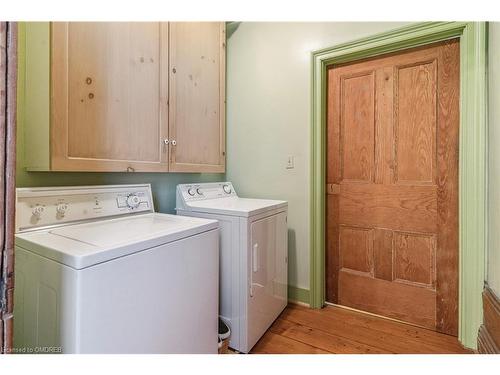 376 Nelles Road N, Grimsby, ON - Indoor Photo Showing Laundry Room