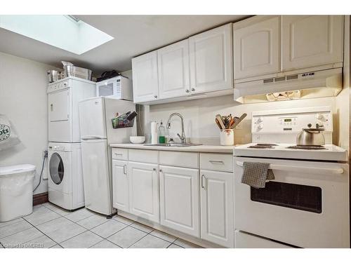 27 George Street, St. Catharines, ON - Indoor Photo Showing Laundry Room