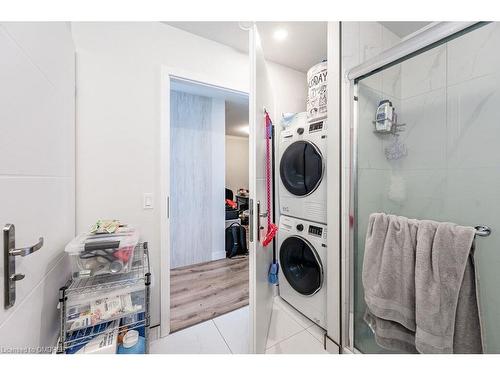3506-60 Frederick Street, Kitchener, ON - Indoor Photo Showing Laundry Room