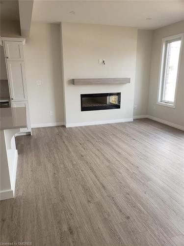 23 Huntley Avenue Avenue, Tillsonburg, ON - Indoor Photo Showing Living Room With Fireplace