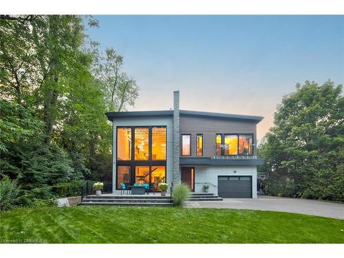 1207 Stirling Drive, Oakville, ON - Outdoor