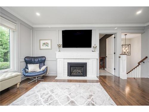 360 North Shore Boulevard E, Burlington, ON - Indoor Photo Showing Living Room With Fireplace