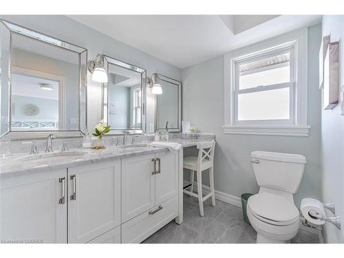 35 Promenade Way, Fort Erie, ON - Indoor Photo Showing Bathroom