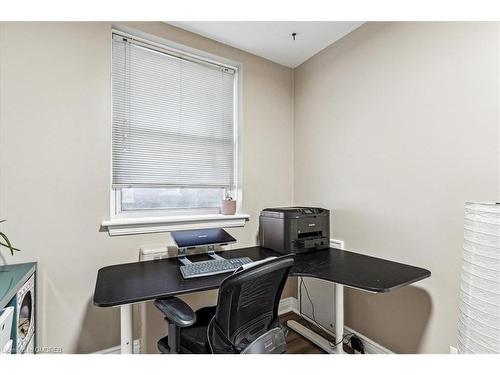 3A-5 East 36Th Street, Hamilton, ON - Indoor Photo Showing Office