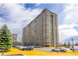 1710-50 Elm Drive E Mississauga, ON L5A 3X2