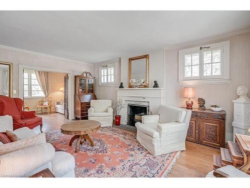 200 William Street, Oakville, ON - Indoor Photo Showing Living Room With Fireplace