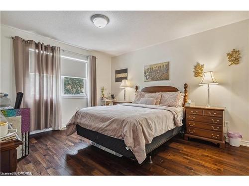 36 Chicory Crescent, St. Catharines, ON - Indoor Photo Showing Bedroom