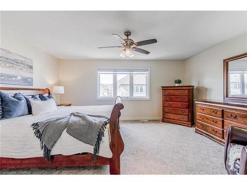 3301 Stalybridge Drive, Oakville, ON - Indoor Photo Showing Bedroom
