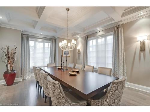 1076 Melvin Avenue, Oakville, ON - Indoor Photo Showing Dining Room