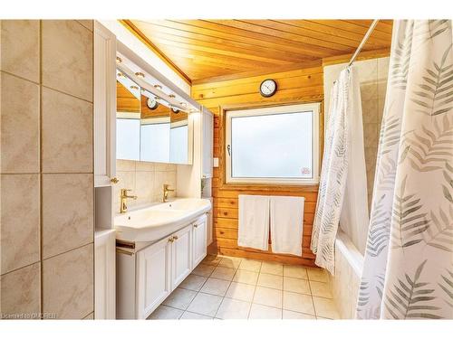 14188 Winston Churchill Boulevard, Caledon, ON - Indoor Photo Showing Bathroom
