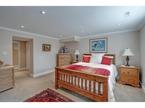 258 Westwood Drive, Oakville, ON - Indoor Photo Showing Bedroom