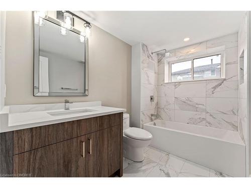 105 Millen Road, Stoney Creek, ON - Indoor Photo Showing Bathroom