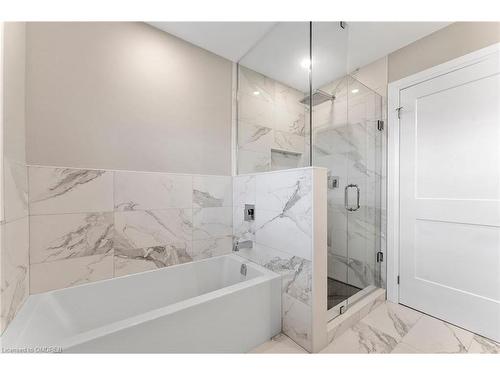 105 Millen Road, Stoney Creek, ON - Indoor Photo Showing Bathroom