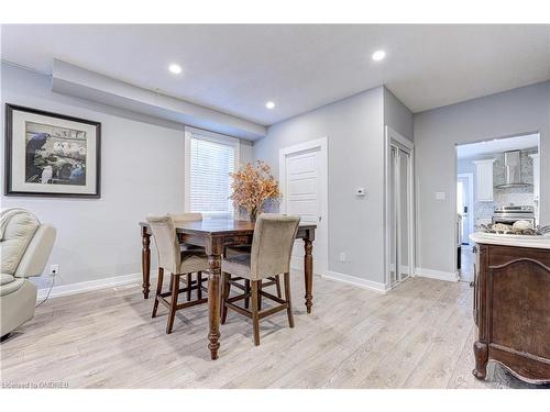 31 Dickson Street, Hamilton, ON - Indoor Photo Showing Dining Room