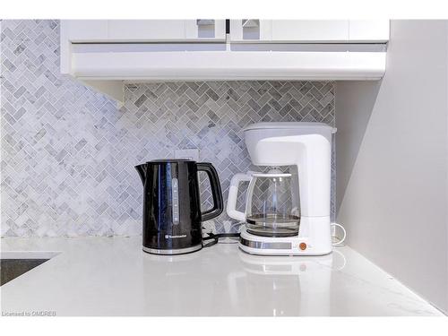 31 Dickson Street, Hamilton, ON - Indoor Photo Showing Laundry Room