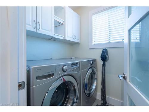 696 Reid Street, Innisfil, ON - Indoor Photo Showing Laundry Room