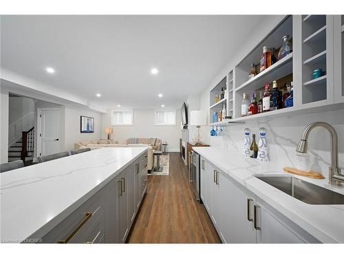 224 Shoreacres Road, Burlington, ON - Indoor Photo Showing Kitchen
