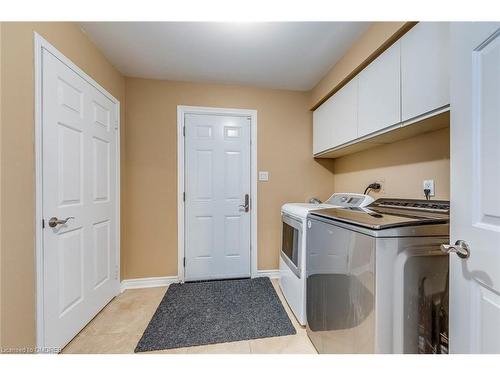2171 Dunvegan Avenue, Oakville, ON - Indoor Photo Showing Laundry Room