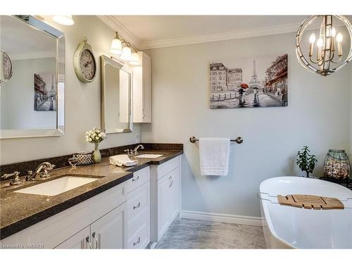1380 Merrybrook Lane, Oakville, ON - Indoor Photo Showing Bathroom
