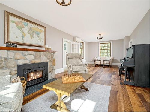 8163 10 Side Road, Halton Hills, ON - Indoor Photo Showing Living Room With Fireplace