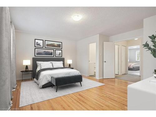 3-4195 Longmoor Drive, Burlington, ON - Indoor Photo Showing Bedroom