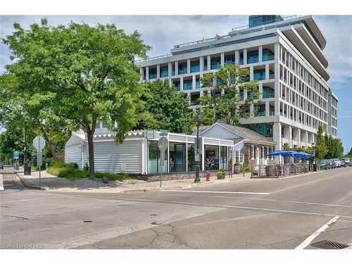 407-100 Bronte Road, Oakville, ON - Outdoor With Balcony