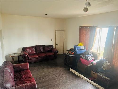 730 Main  West Street, Port Colborne, ON - Indoor Photo Showing Living Room