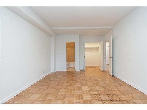 312-755 Avenue Road, Toronto, ON - Indoor Photo Showing Other Room