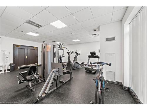 626-3 Ellesmere Street, Richmond Hill, ON - Indoor Photo Showing Gym Room