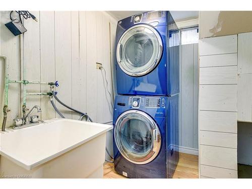 50 Merritt Crescent, Grimsby, ON - Indoor Photo Showing Laundry Room