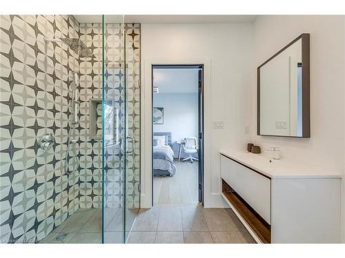 2174 Elmhurst Avenue, Oakville, ON - Indoor Photo Showing Bathroom