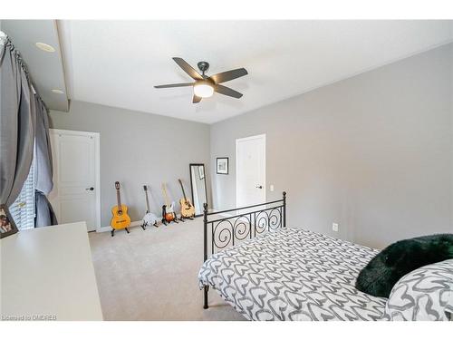 36 Compass Road, Mississauga, ON - Indoor Photo Showing Bedroom