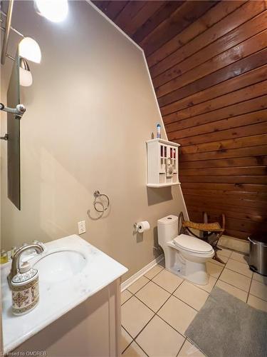25 Derner Line, Dunnville, ON - Indoor Photo Showing Bathroom