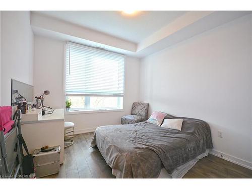 213-125 Shoreview Place, Hamilton, ON - Indoor Photo Showing Bedroom