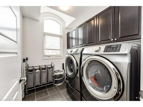 159 Beaveridge Avenue, Oakville, ON - Indoor Photo Showing Laundry Room