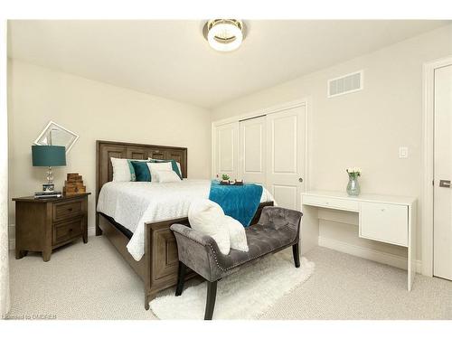 869 Burwell Street, Fort Erie, ON - Indoor Photo Showing Bedroom