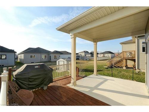 869 Burwell Street, Fort Erie, ON - Outdoor With Deck Patio Veranda With Exterior