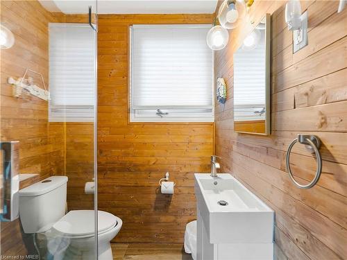 25 Villella Road, Lowbanks, ON - Indoor Photo Showing Bathroom
