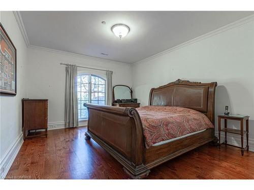 2438 Doulton Drive, Mississauga, ON - Indoor Photo Showing Bedroom
