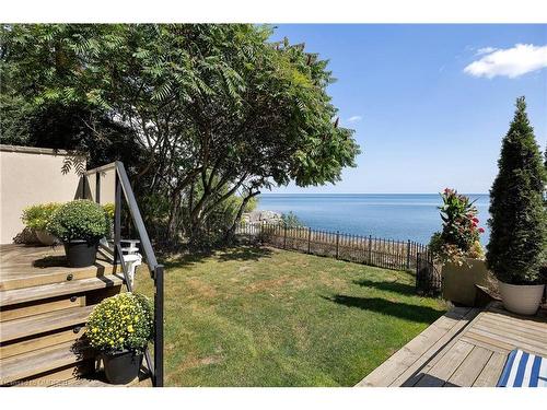 10 Timber Lane, Oakville, ON - Outdoor With Body Of Water