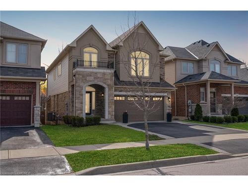 152 Echovalley Drive, Stoney Creek, ON - Outdoor With Facade