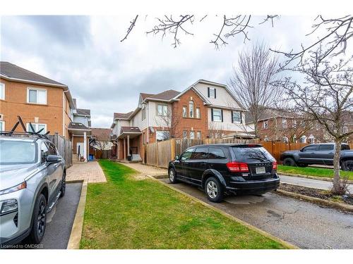 93 Thornlodge Drive, Waterdown, ON - Outdoor