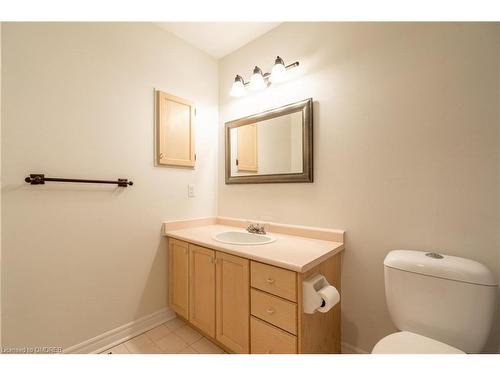 93 Thornlodge Drive, Waterdown, ON - Indoor Photo Showing Bathroom