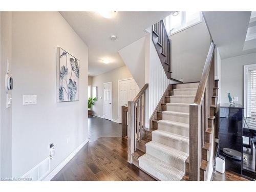 195 Greti Drive, Glanbrook, ON - Indoor Photo Showing Other Room